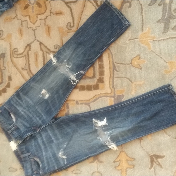 Current/Elliott Denim - Distressed Current Elliott dark denim cropped jeans